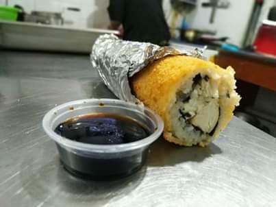 Handrolls Camarón queso Palmito